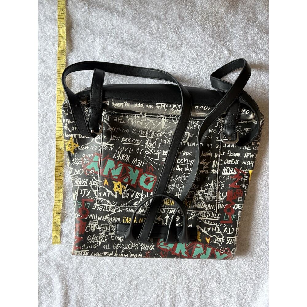 DKNY Graffiti Logo Print Backpack Black White Zip - Picture 4 of 13